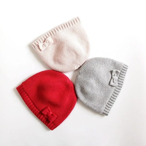 Baby Girl knit hat 12-24 months - Picture 1 of 6